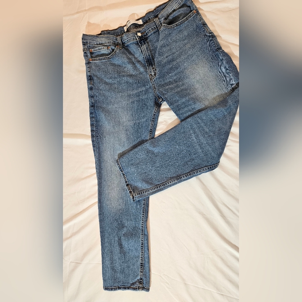 Levi Signature mens 40x30